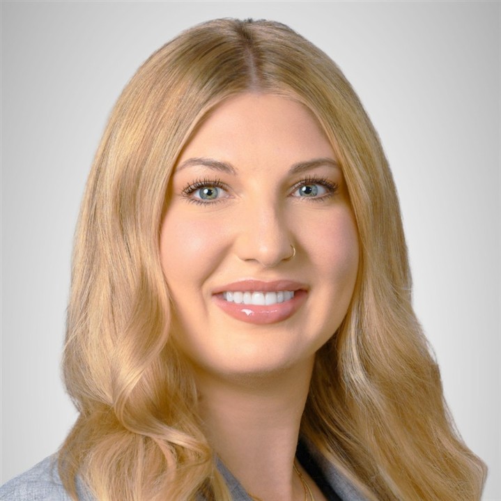Synthia Victoria