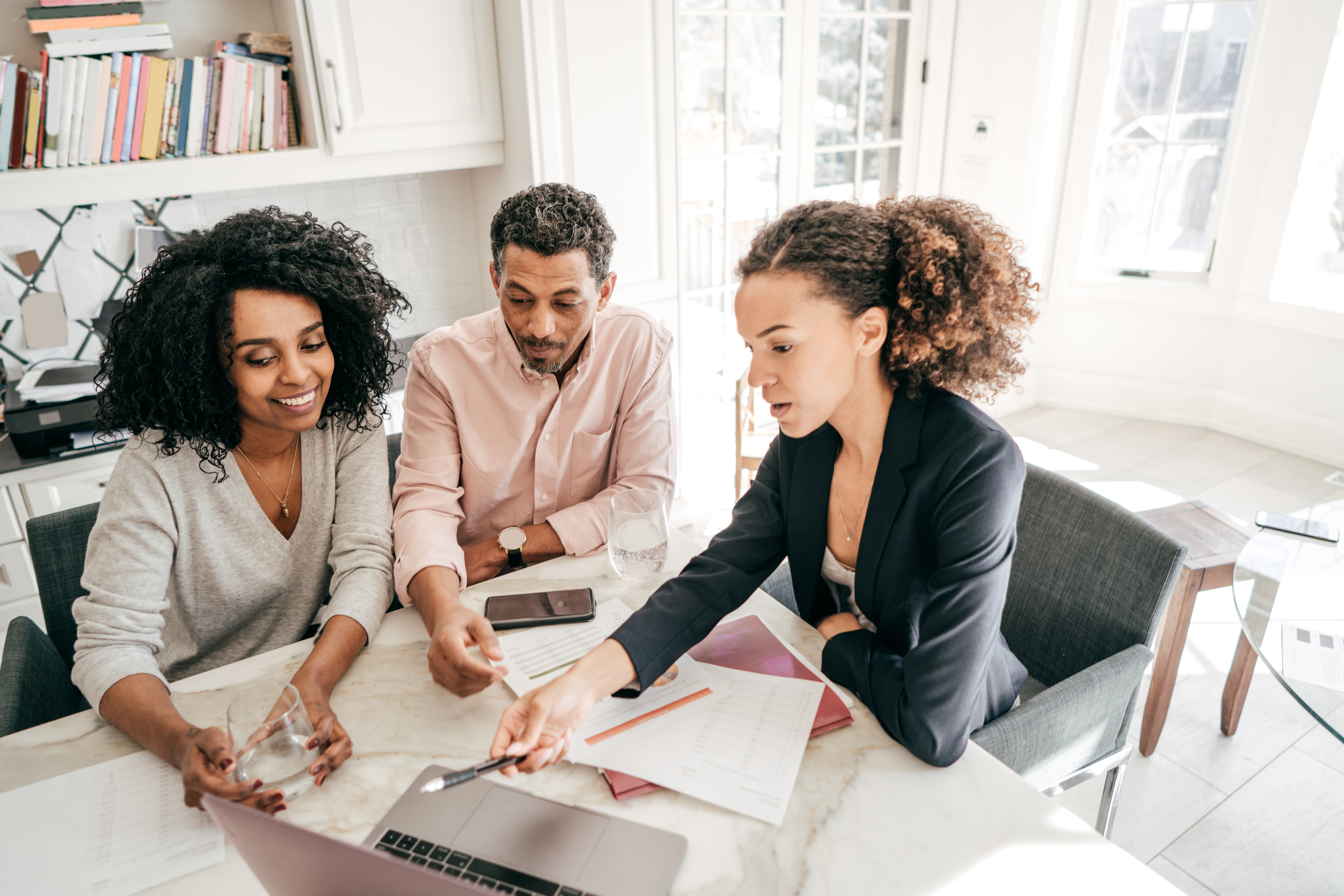 Financial Advisor teaching family