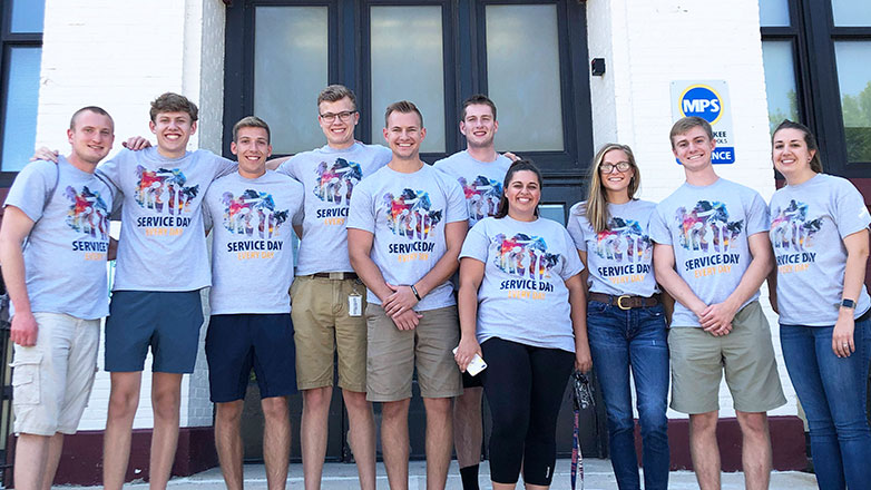 2019 summer interns group photo